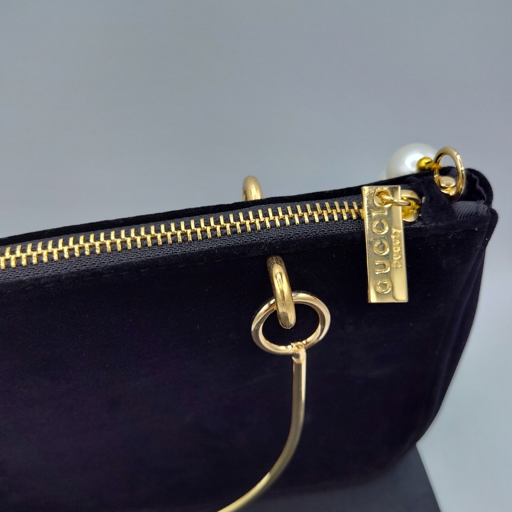 Authentic GUCCI Beauty Crossbody Mirror Pouch Pearl Handle Velvet Upcycled GWP - Picture 6 of 7